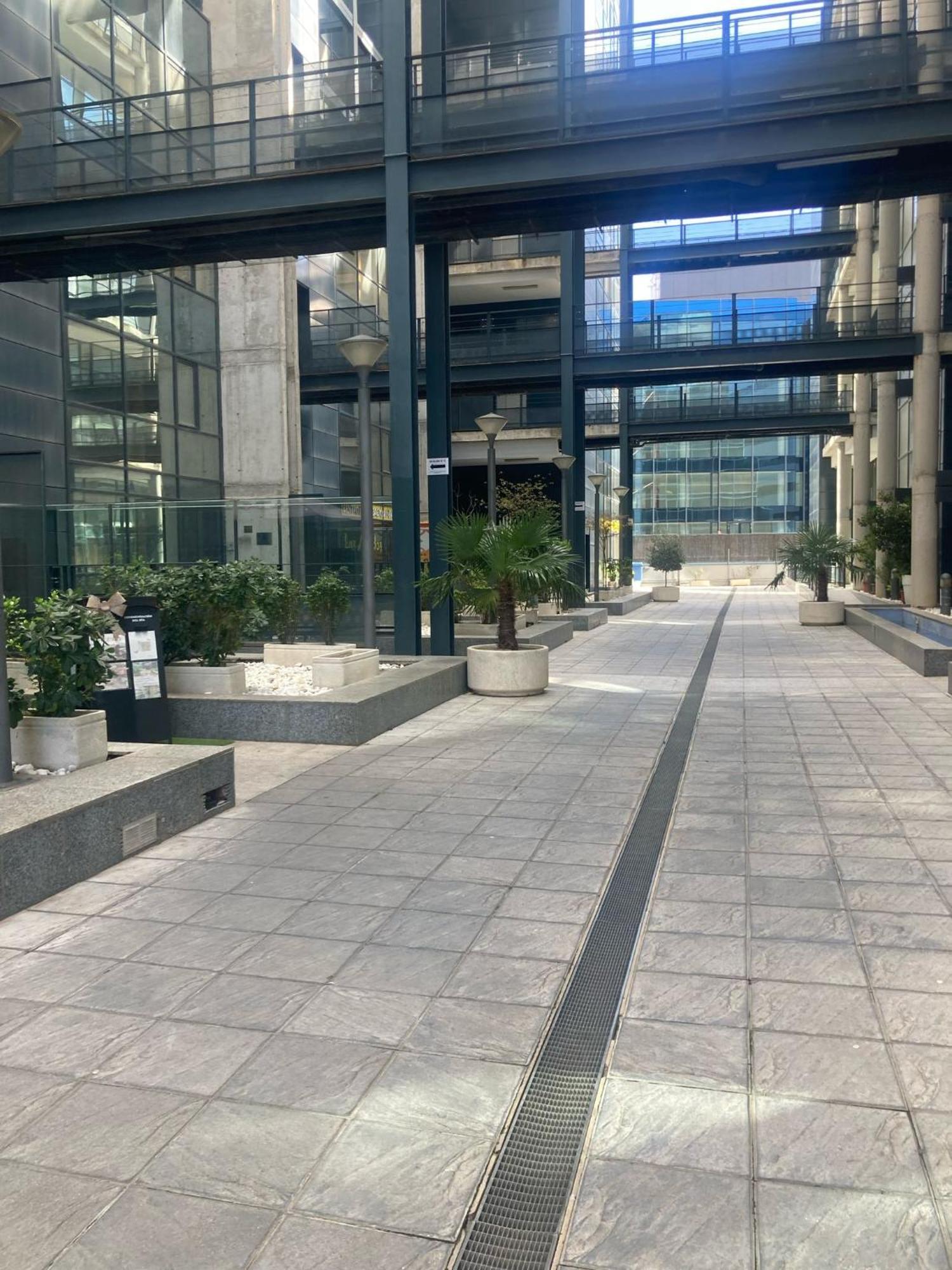 Apartamento Tipo Loft Madrid Eksteriør billede